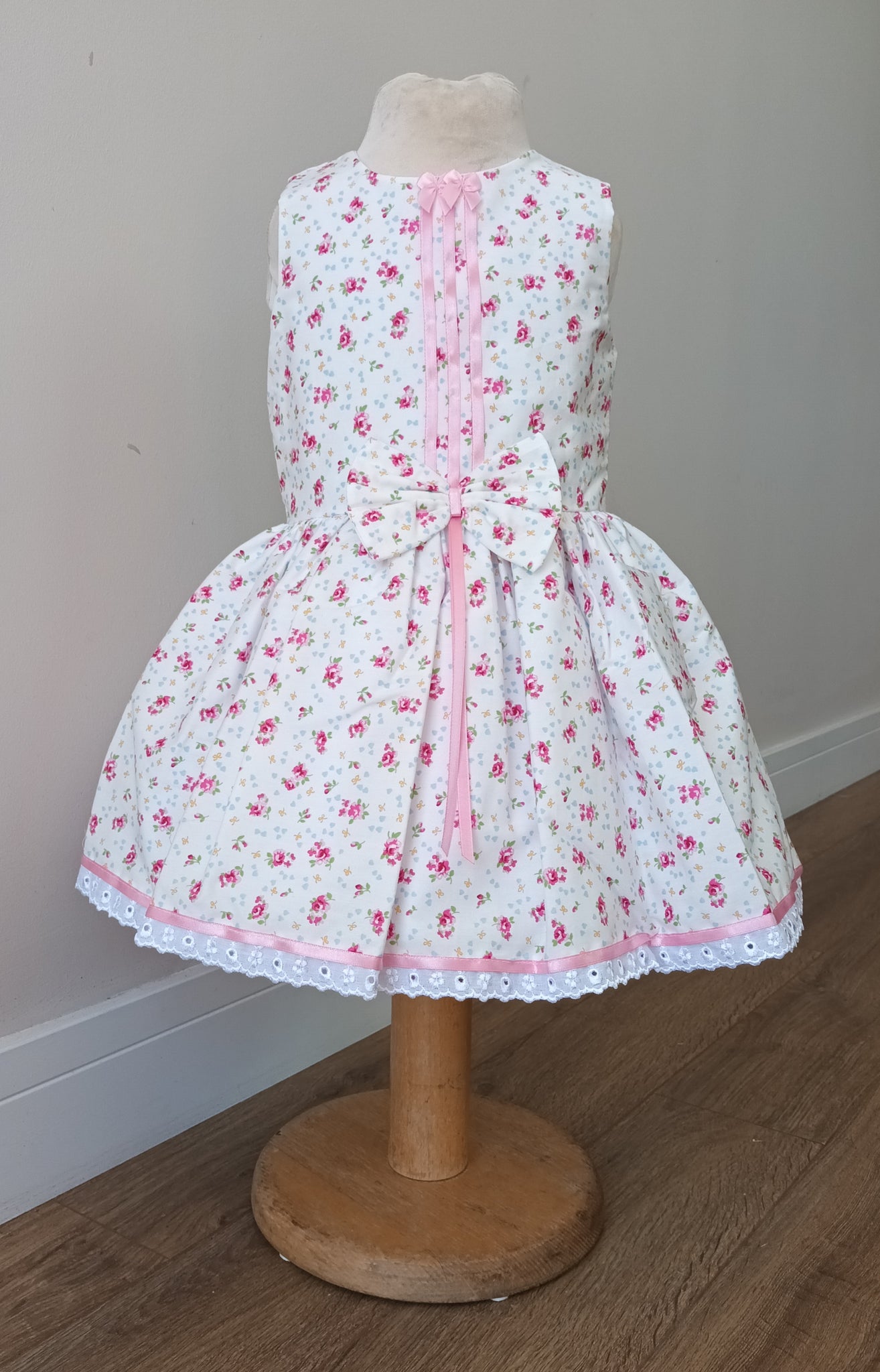 Floral print Summer Dress with ribbon detail