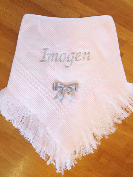 Personalised shawl/blanket with bow